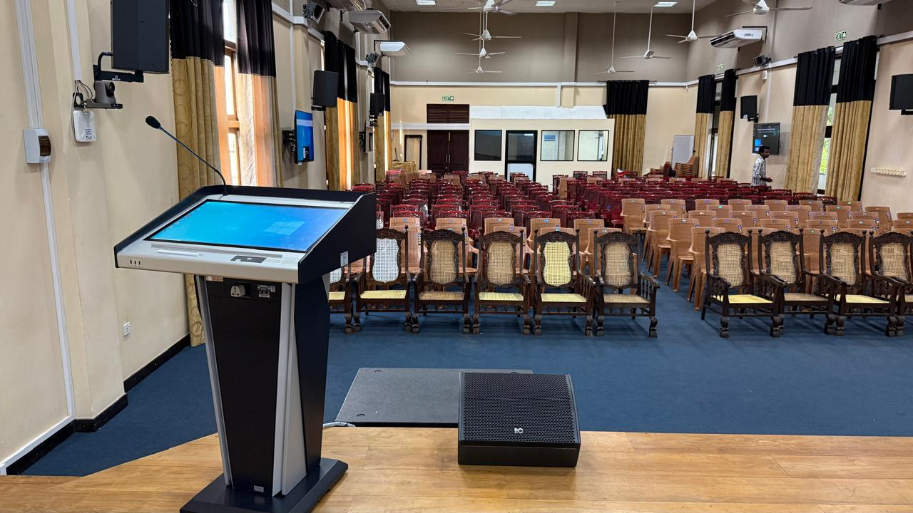  itc TV-27JTP Smart Lectern